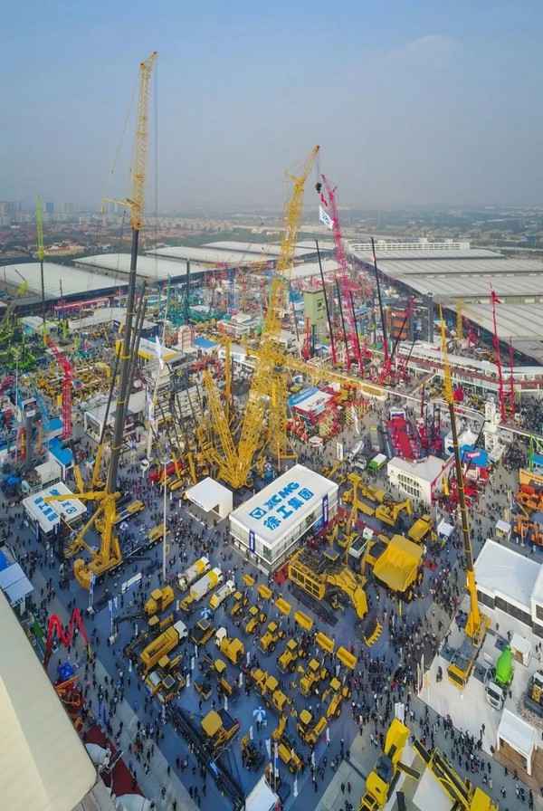 XCMG Participated in Bauma CHINA 2018 with Its 16 Star Products