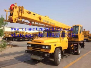 XCMG 8T truck crane QY8B.5