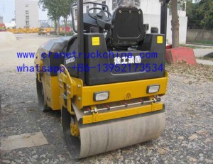 XCMG pneumatic road roller XP303